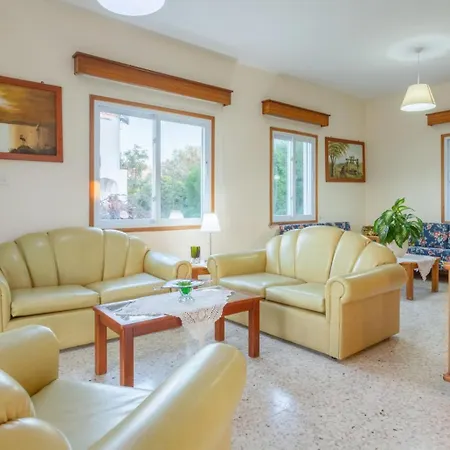 Villa Christos Argaka